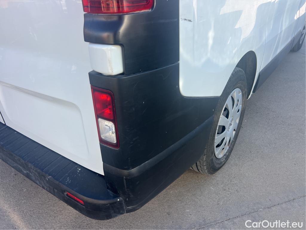  Nissan  NV300 NISSAN  / 2016 / 4P / combi Combi 6 2.0dCi 88kW L1H1 1T OPTIMA #38