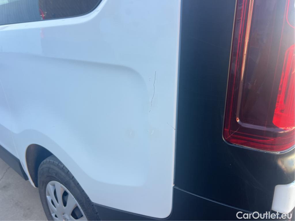  Nissan  NV300 NISSAN  / 2016 / 4P / combi Combi 6 2.0dCi 88kW L1H1 1T OPTIMA #23