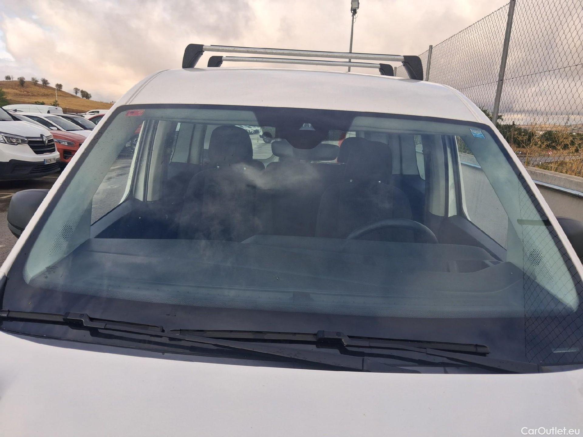  Volkswagen  Caddy VOLKSWAGEN  Kombi 2.0 TDI 75kW (102CV) (CX) #2