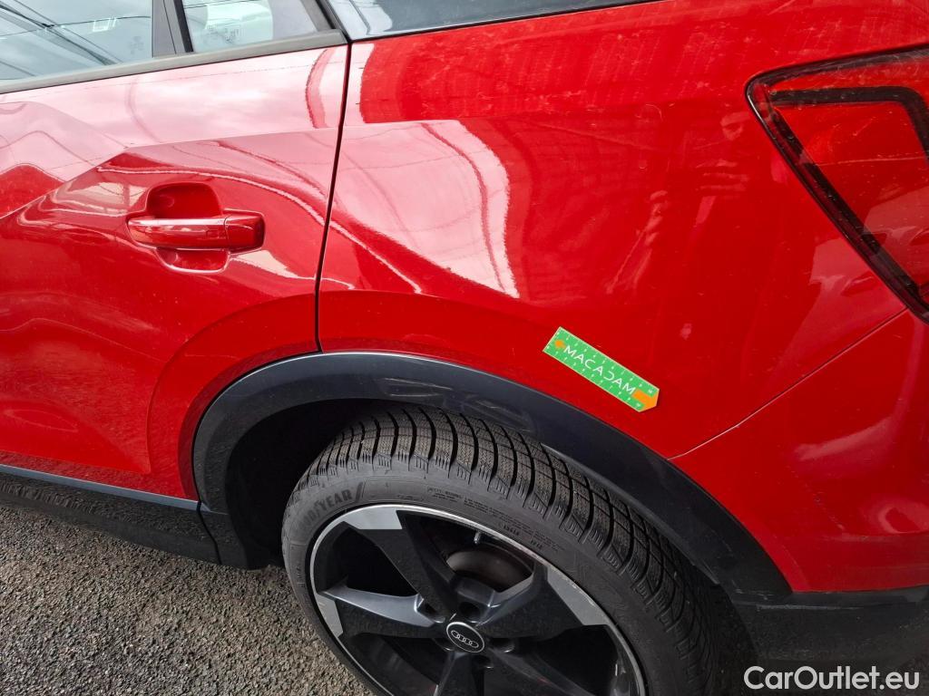  Audi  Q2 AUDI  / 2016 / 5P / SUV 30 TDI 116 S Tronic Design Luxe #56