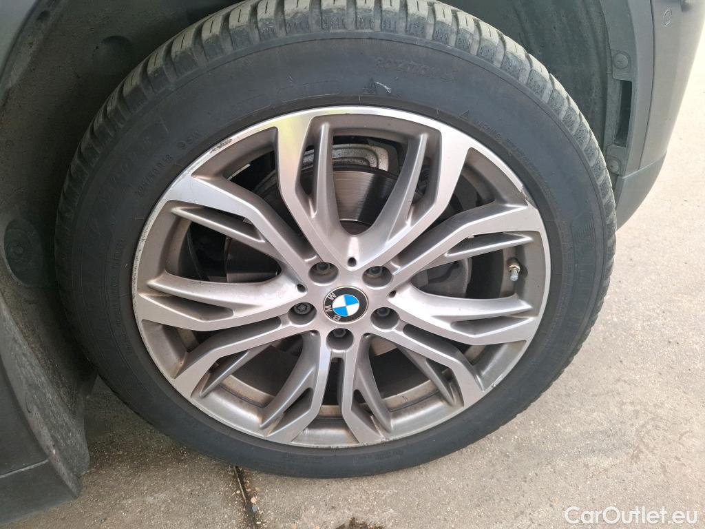  Bmw  X1 Série  sDrive18i Lounge 1.5 135CV BVA7 E6d / VENTE SANS CG #4