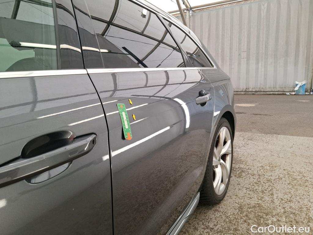  Audi  A4  Avant 40 TDI S Line 2.0 TDI 205CV BVA7 E6d #19