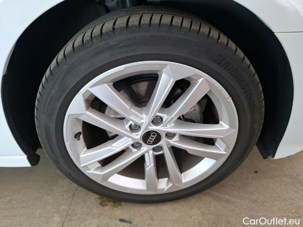  Audi  A3 AUDI  Sportback 2020 5P Berline 35 TFSI 150 MHEV S Tronic Business Line #21