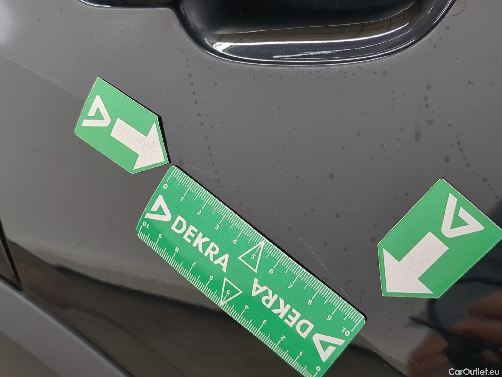  Citroen  C4  Berline Feel 1.2 PureTech 100CV BVM6 E6d #19