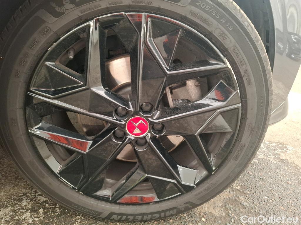  DS  3 Crossback 4 Performance Line+ 1.6 PureTech 180CV BVA8 E6d #17