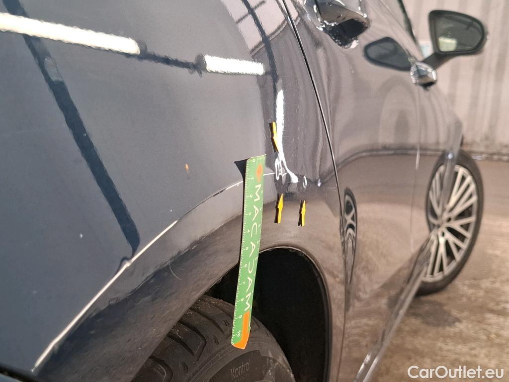  Mercedes  CLA-Klasse MERCEDES-BENZ CLA Shooting Brake / 2019 / 5P / Break CLA 200 Business Line BA7 #31
