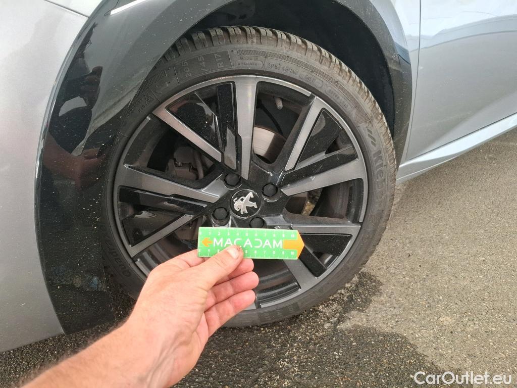  Peugeot  208  GT 1.5 HDi 100CV BVM6 E6d #5