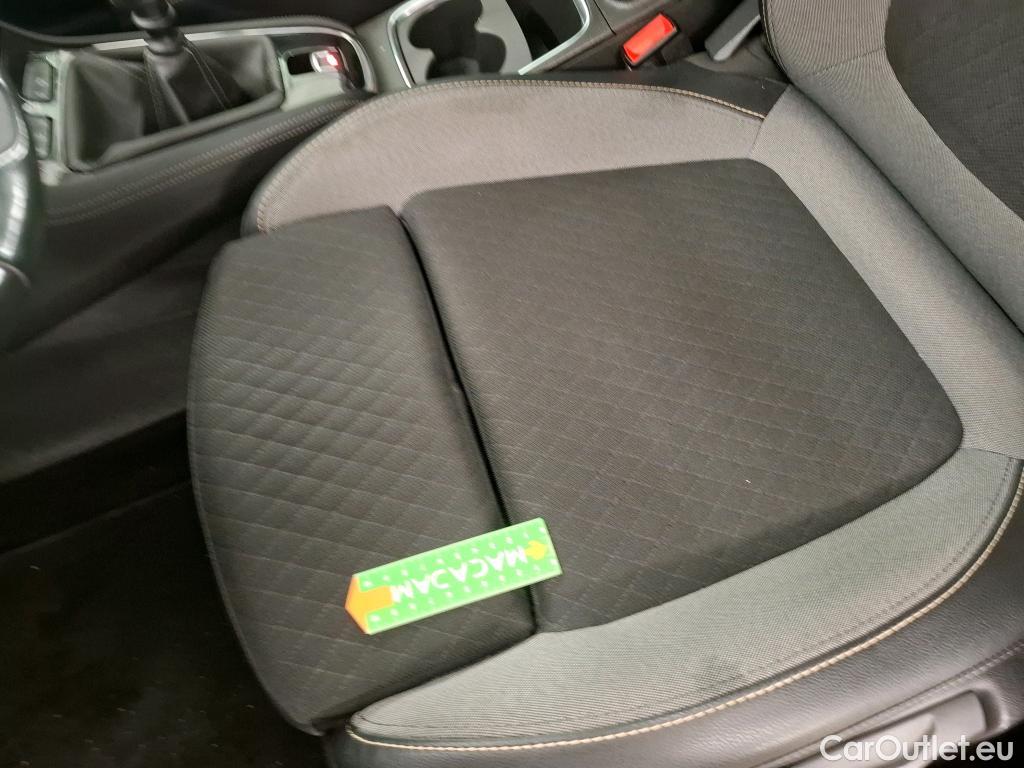  Opel   Grandland X Grandland X Elegance Business 1.5 130CV BVM6 E6d #26