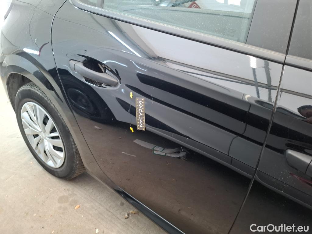  Peugeot  208  Premium 1.5 HDi 100CV BVM6 E6d #27