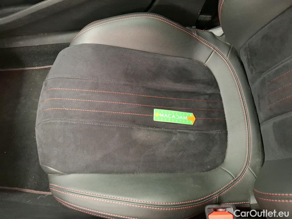  Peugeot  308  GT 2.0 HDi 180CV BVA8 E6d #63