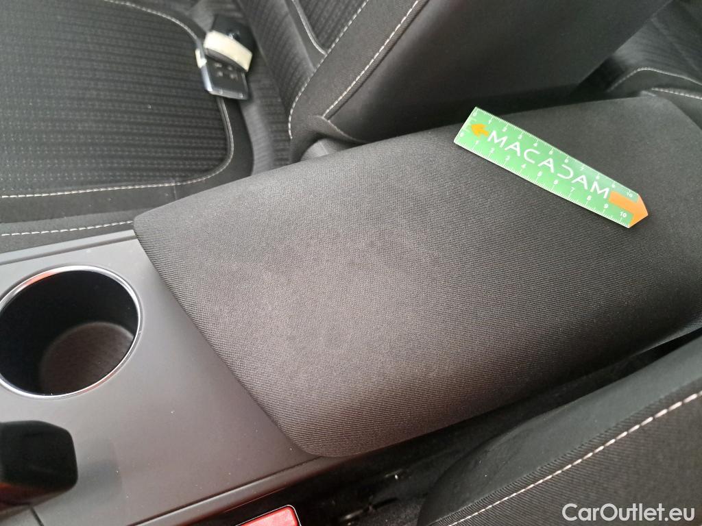  Renault  Megane  IV Grandtour Business 1.5 dCi 115CV BVA7 E6dT #24