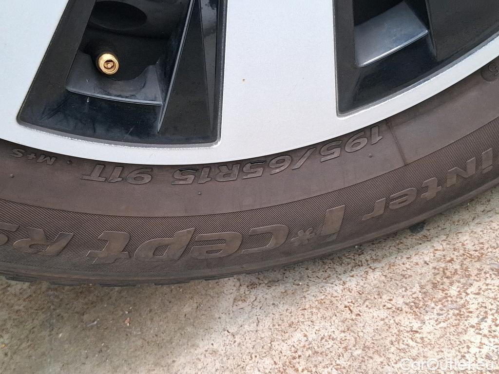  Renault  Clio  V Evolution 1.5 dCi 100CV BVM6 E6d #34