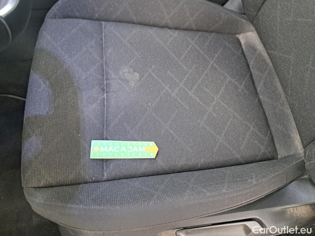  Volkswagen  Golf  VIII SW Life Plus 1.0 TSI 110CV BVM6 E6d #27