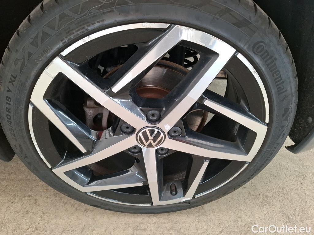  Volkswagen  Golf  VOLKSWAGEN / 2020 / 5P / Berline 1.4 eHybrid OPF 204 DSG6 Style 1st #33