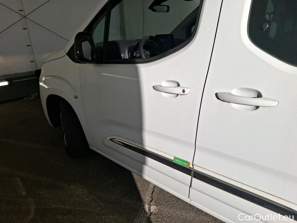  Toyota  Proace TOYOTA  City Verso / 2019 / 5P / monospace 1.5 MEDIUM 100 D-4D DYNAMIC #20