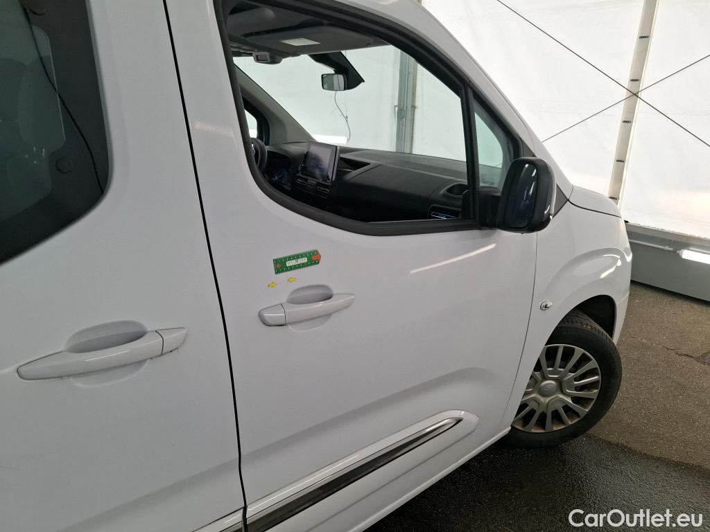  Toyota  Proace TOYOTA  City Verso / 2019 / 5P / monospace 1.5 MEDIUM 100 D-4D DYNAMIC #23