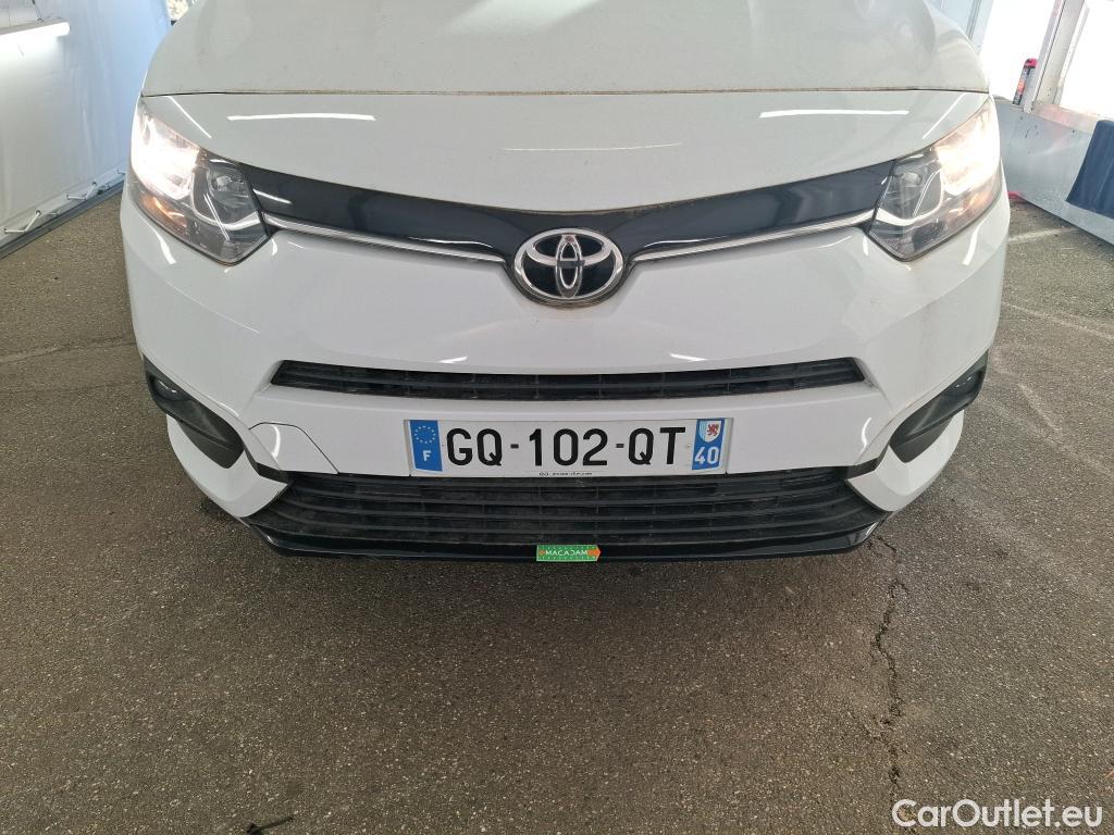  Toyota  Proace TOYOTA  City Verso / 2019 / 5P / monospace 1.5 MEDIUM 100 D-4D DYNAMIC #9
