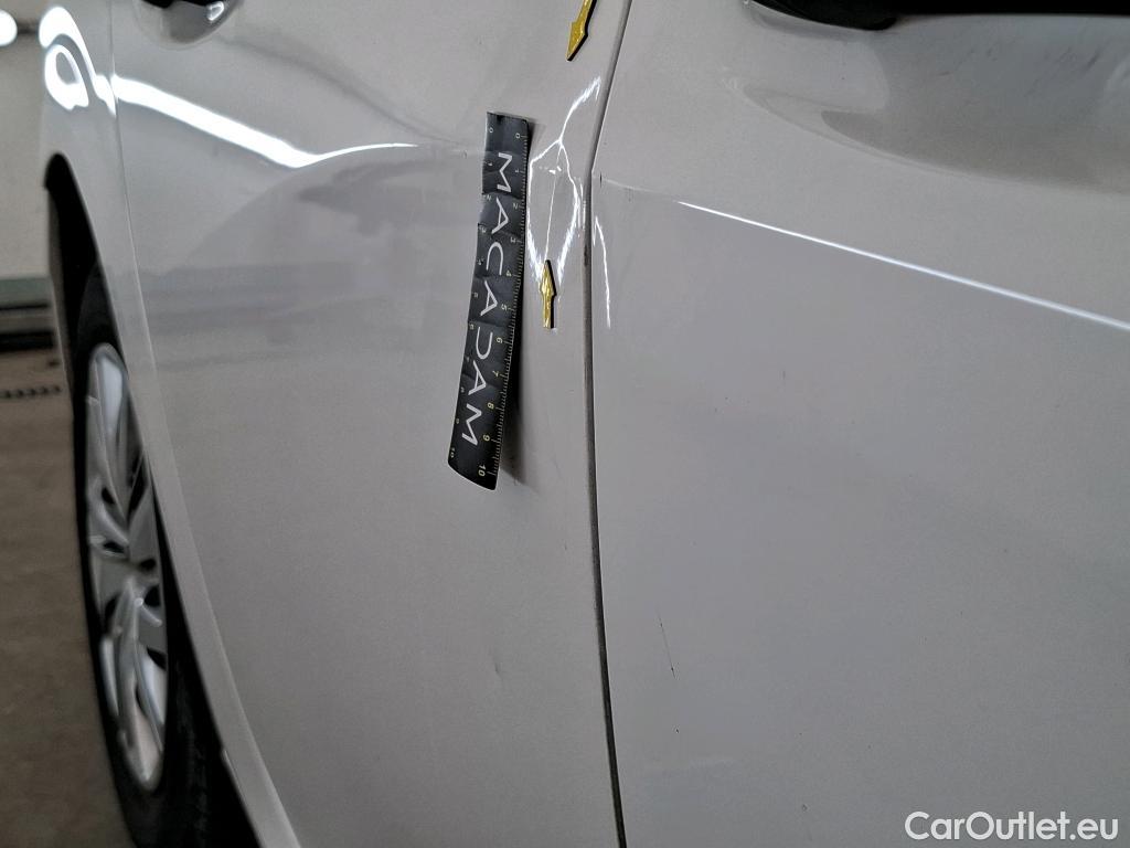  Peugeot  208  Premium 1.5 HDi 100CV BVM6 E6d #40
