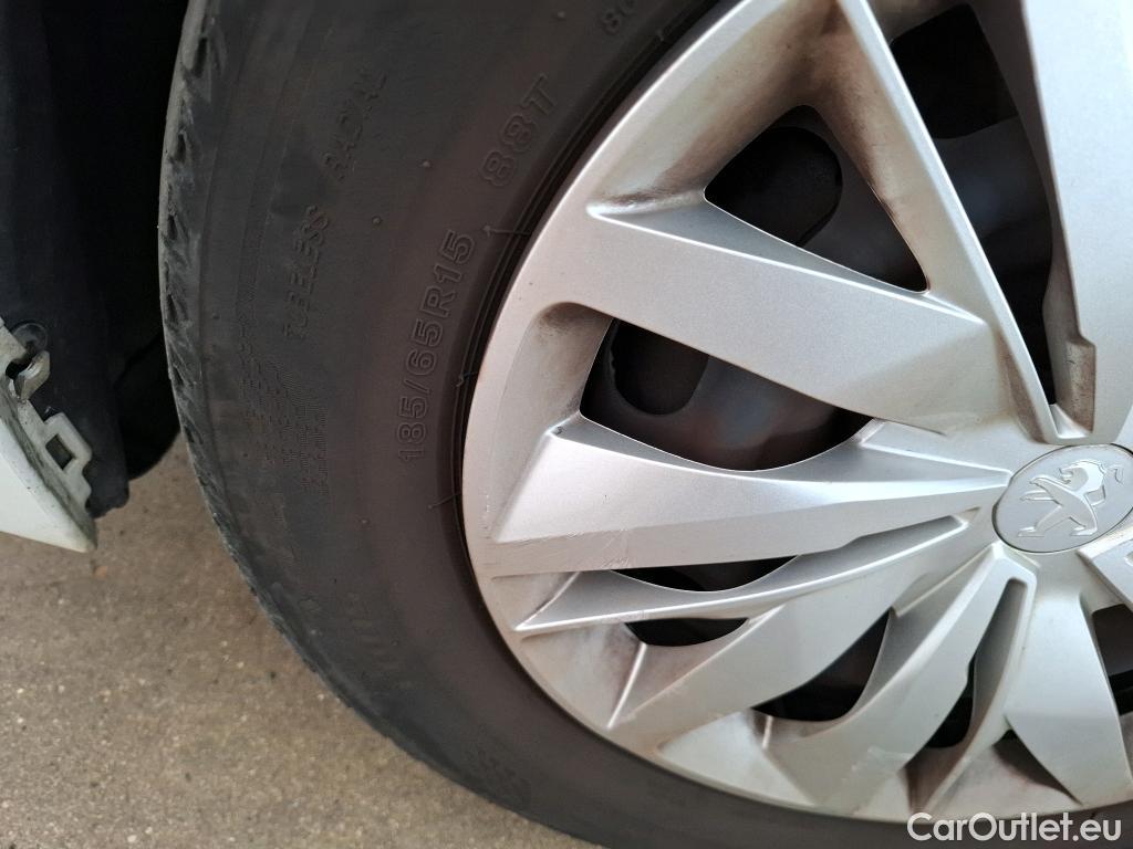  Peugeot  208  Premium 1.5 HDi 100CV BVM6 E6d #30