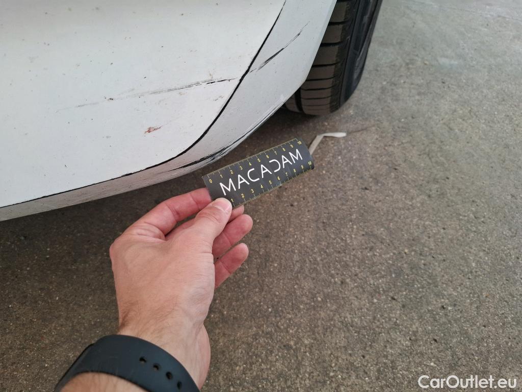  Peugeot  208  Premium 1.5 HDi 100CV BVM6 E6d #15