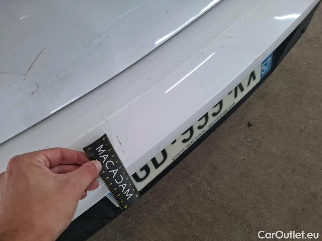  Peugeot  208  Premium 1.5 HDi 100CV BVM6 E6d #31