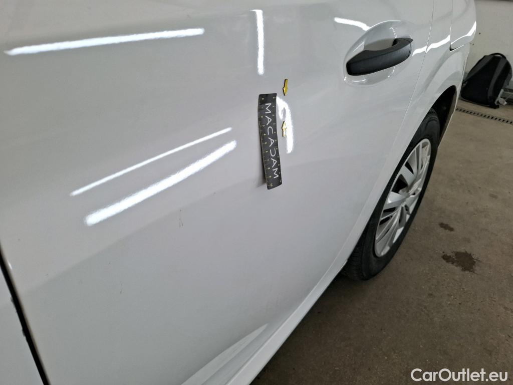  Peugeot  208  Premium 1.5 HDi 100CV BVM6 E6d #42