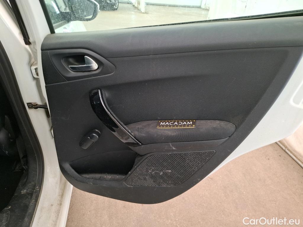  Peugeot  208  Affaire Premium Pack 1.5 HDi 100CV BVM5 E6dT #22