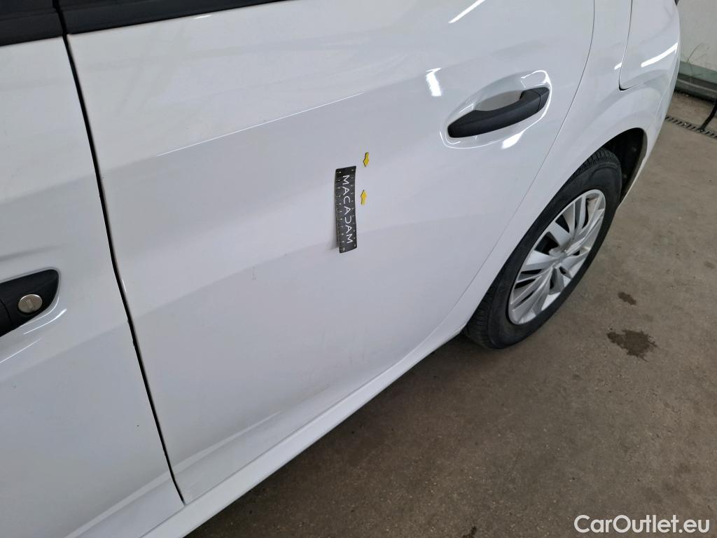  Peugeot  208  Premium 1.5 HDi 100CV BVM6 E6d #41