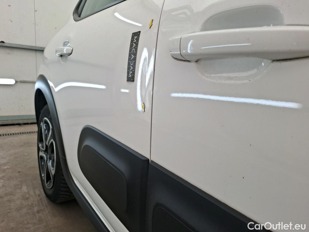  Citroen  C3  Société Feel 1.5 BlueHDI 100CV BVM6 E6d #3