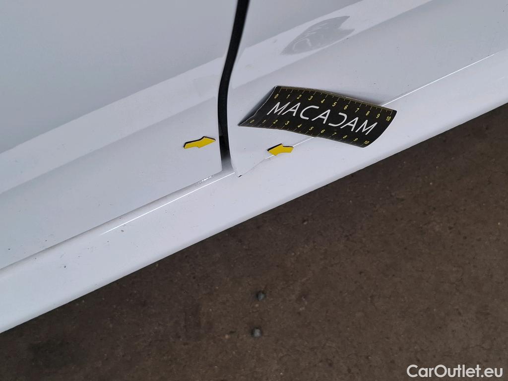  Peugeot  208  Premium 1.5 HDi 100CV BVM6 E6d #55