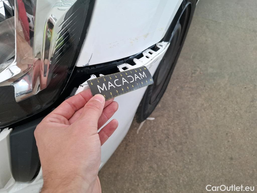  Peugeot  208  Premium 1.5 HDi 100CV BVM6 E6d #13