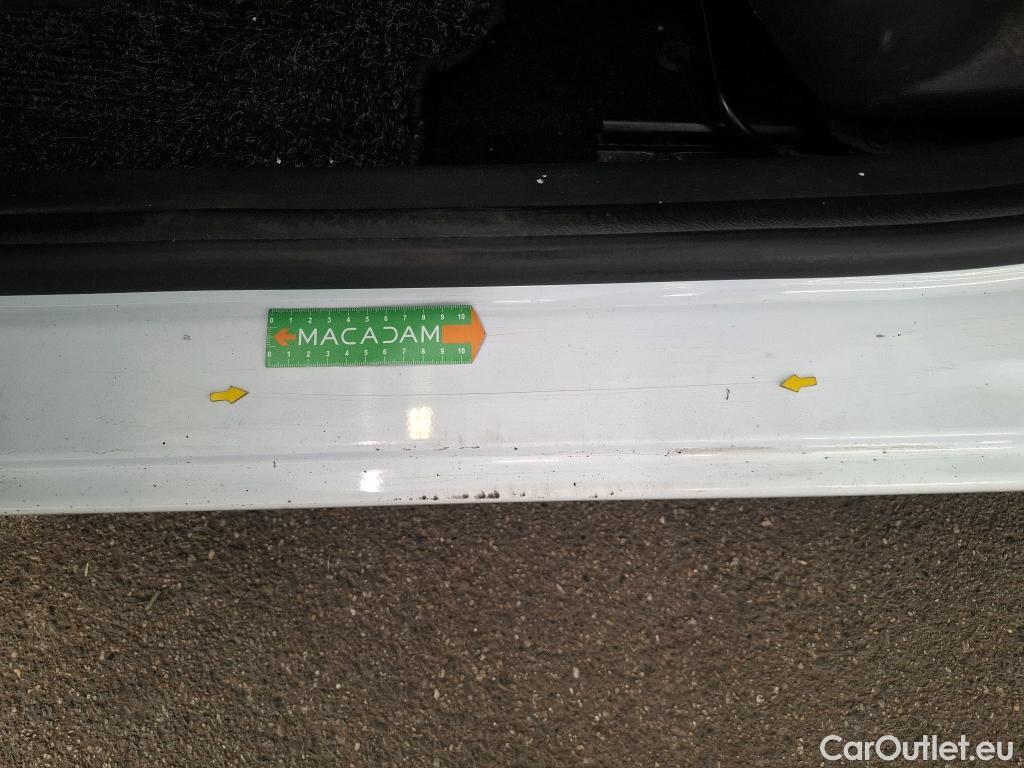  Renault  Clio  IV Air MediaNav 1.5 dCi 75CV BVM5 E6 #6