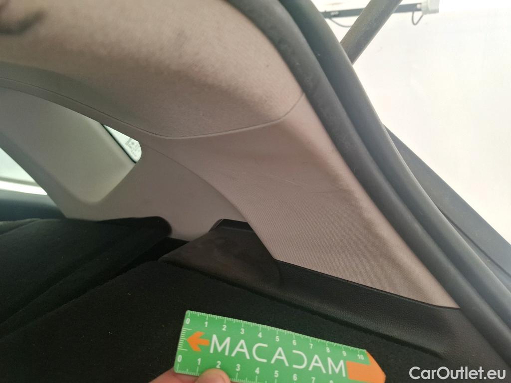  Renault  Captur  II Business 1.5 dCi 115CV BVA7 E6dT #42