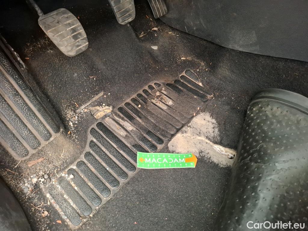  Renault  Clio  IV Air 1.5 dCi 75CV BVM5 E6 #9