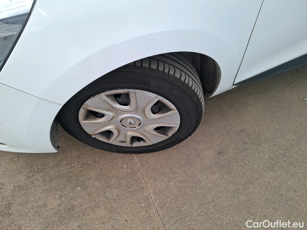  Renault  Clio  IV Air 1.5 dCi 75CV BVM5 E6 #69
