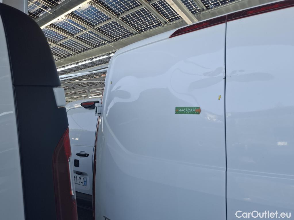  Ford  Transit FORD  Custom / 2018 / 4P / Fourgon tôlé 2.0 ECOBLUE 130 320 L2H1 AUTO TREND BUS #10