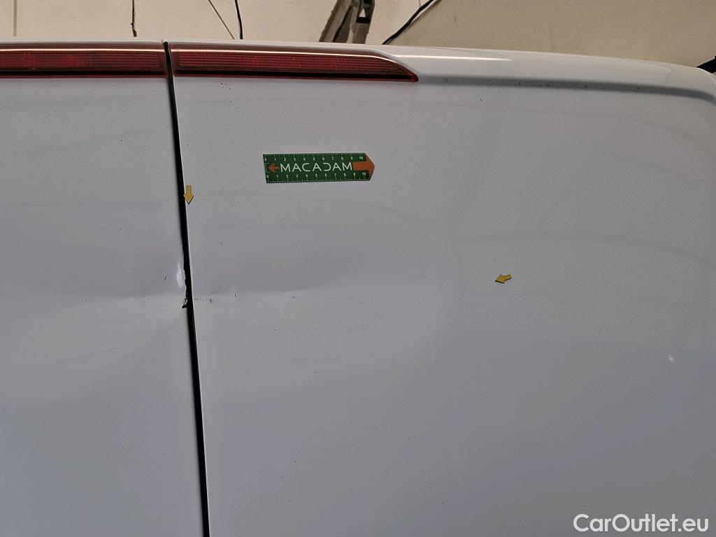  Ford  Transit FORD  Custom / 2018 / 4P / Fourgon tôlé 2.0 ECOBLUE 130 320 L2H1 AUTO TREND BUS #19