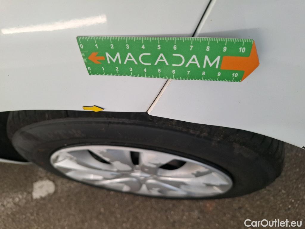  Renault  Clio  IV Air MediaNav 1.5 dCi 75CV BVM5 E6 #26
