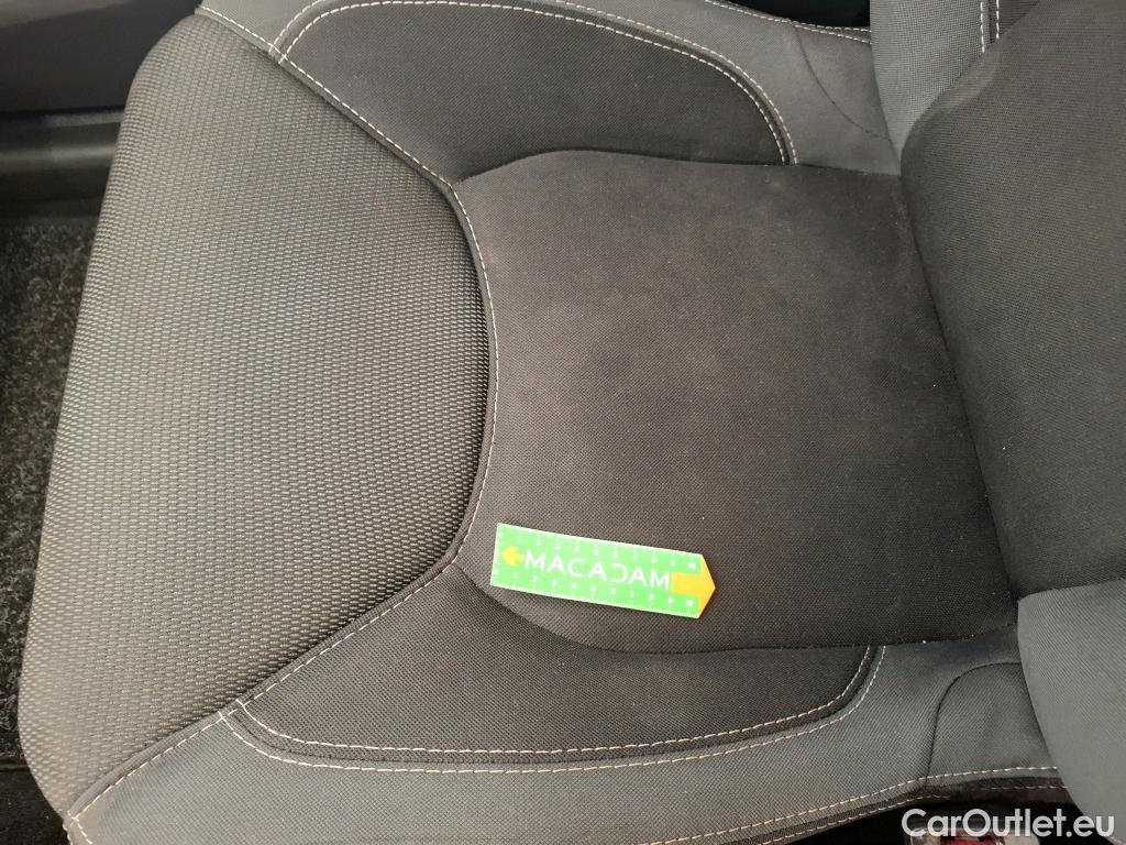  Renault  Clio  IV Air MediaNav 1.5 dCi 75CV BVM5 E6 #33