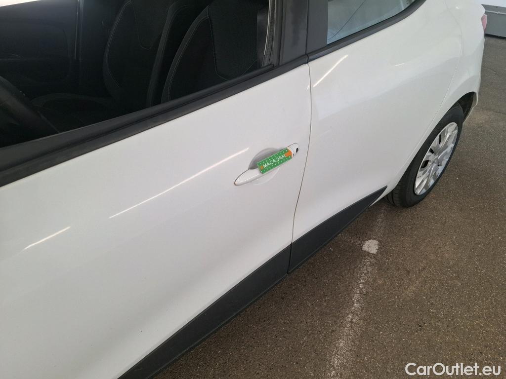  Renault  Clio  IV Air MediaNav 1.5 dCi 75CV BVM5 E6 #38