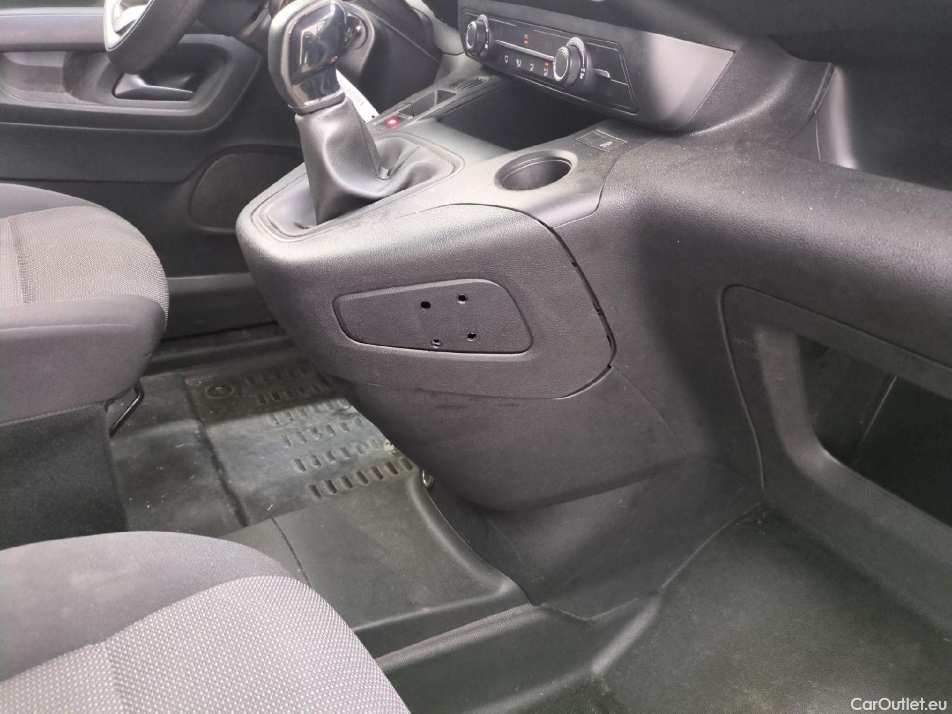  Citroen  Berlingo  Fourgon Club XL 950 1.5 BlueHDi 100CV BVM5 E6dT #4