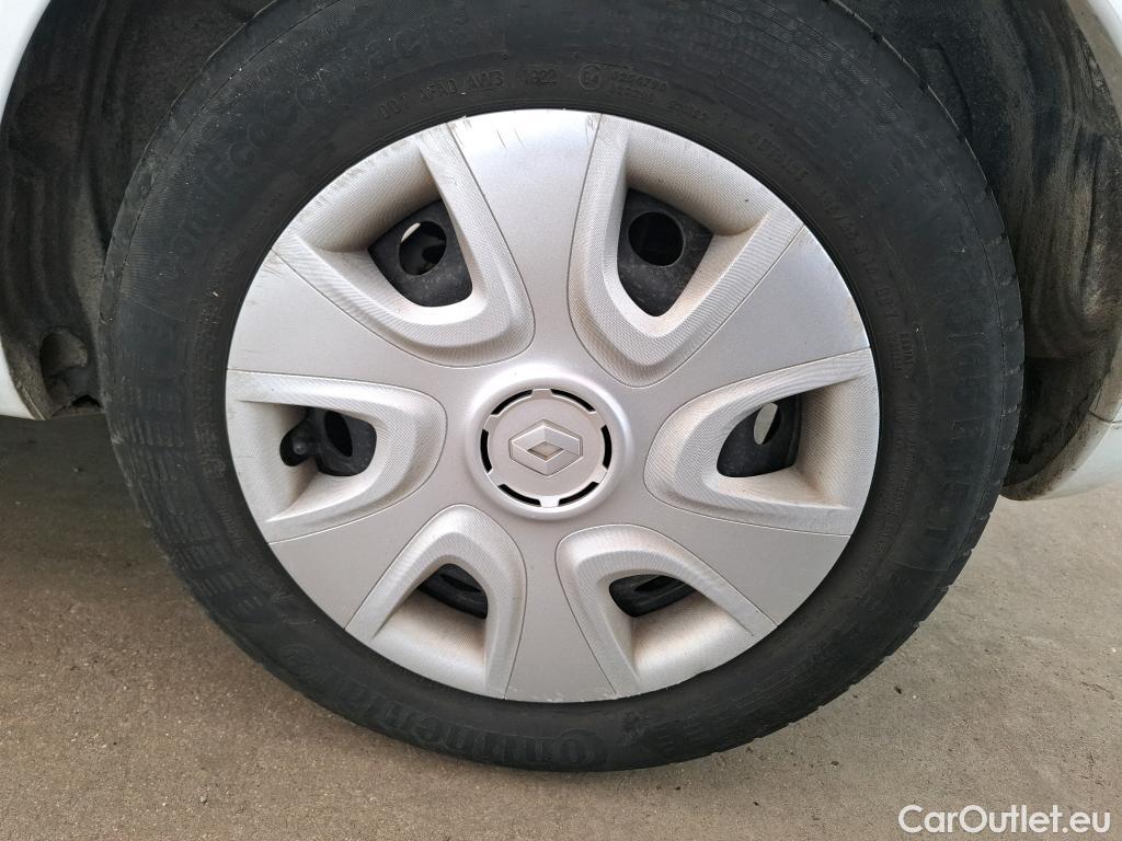  Renault  Clio  IV Air 1.5 dCi 75CV BVM5 E6 #63