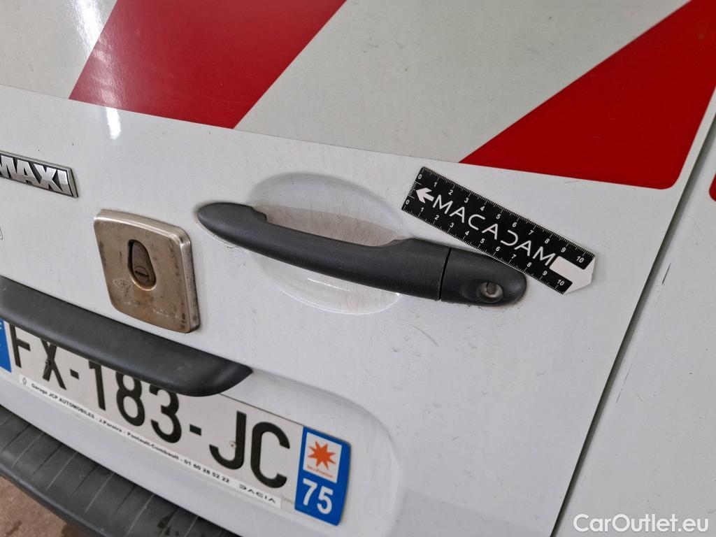  Renault  Kangoo  II Express Maxi Extra (Série Spéciale) 1.5 dCi 95CV BVM6 E6dT #32