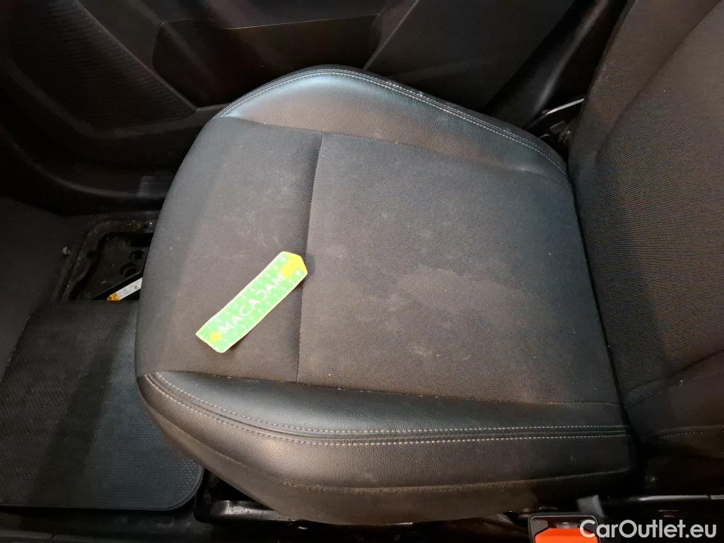  Renault  Kangoo RENAULT  / 2021 / 4P / Fourgonnette GD CONFORT - BLUE DCI 95 #49