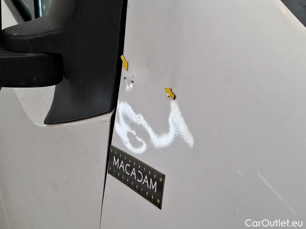  Renault  Master  Fourgon L2H2 3 5 Grand Confort dCi 130CV BVM6 E6 #34
