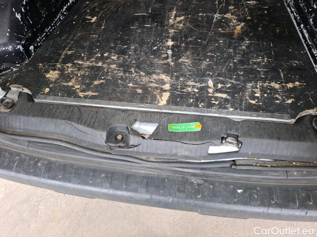 Renault  Kangoo RENAULT  / 2021 / 4P / Fourgonnette GD CONFORT - BLUE DCI 95 #37