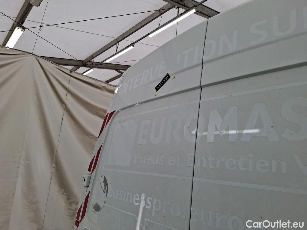  Renault  Master  Fourgon L2H2 3 5 Grand Confort dCi 130CV BVM6 E6 #71