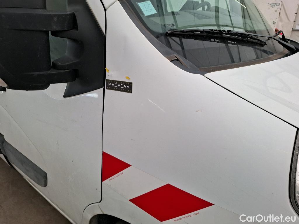  Renault  Master  Fourgon L2H2 3 5 Grand Confort dCi 130CV BVM6 E6 #33