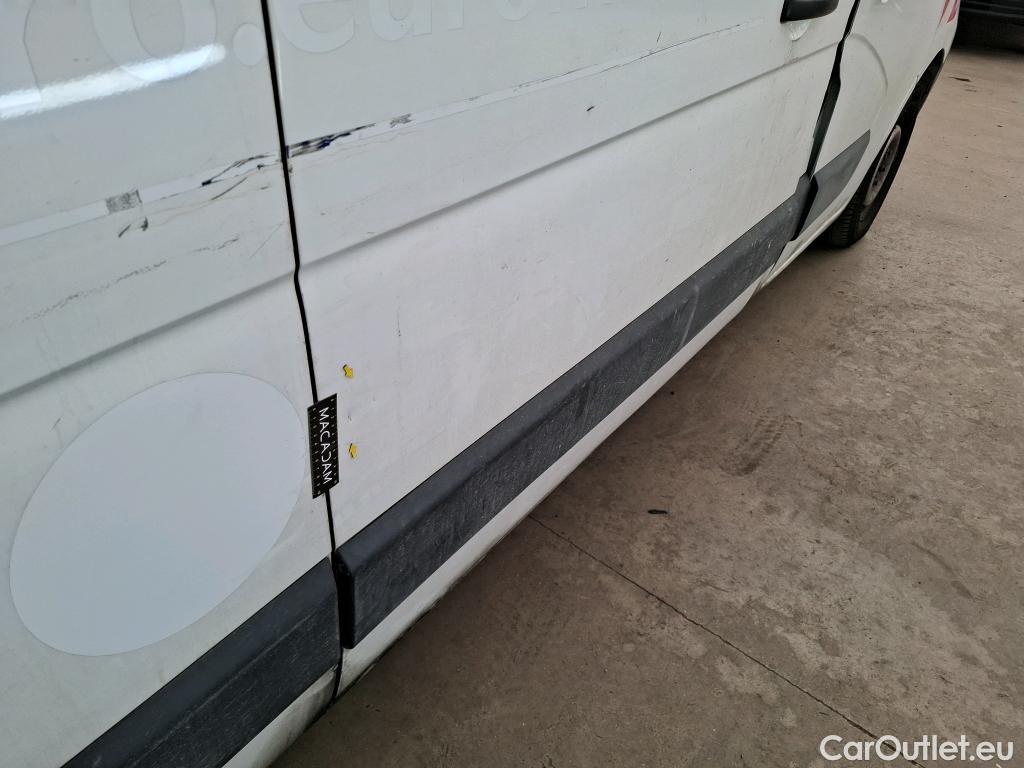  Renault  Master  Fourgon L2H2 3 5 Grand Confort dCi 130CV BVM6 E6 #20