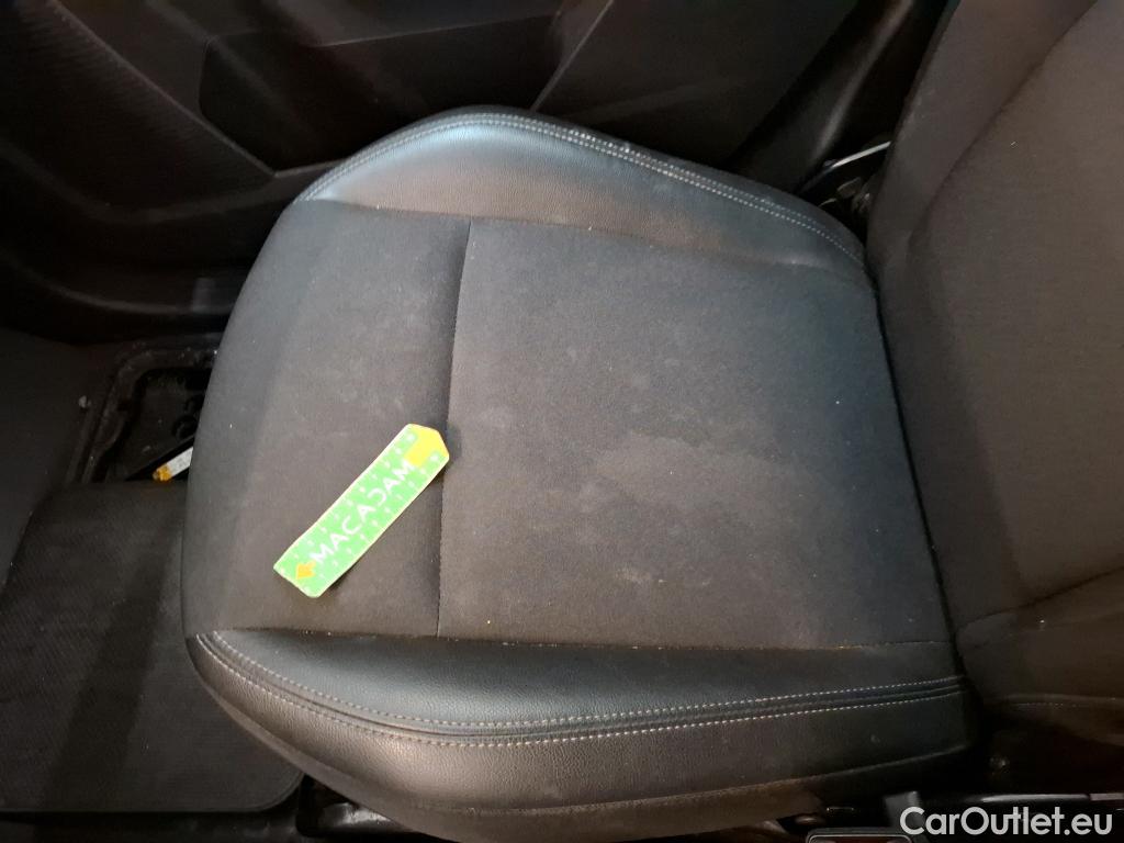  Renault  Kangoo RENAULT  / 2021 / 4P / Fourgonnette GD CONFORT - BLUE DCI 95 #50